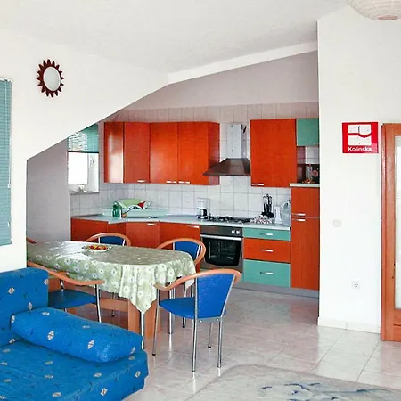 Im Haus Marija - Cin11002-cyb *